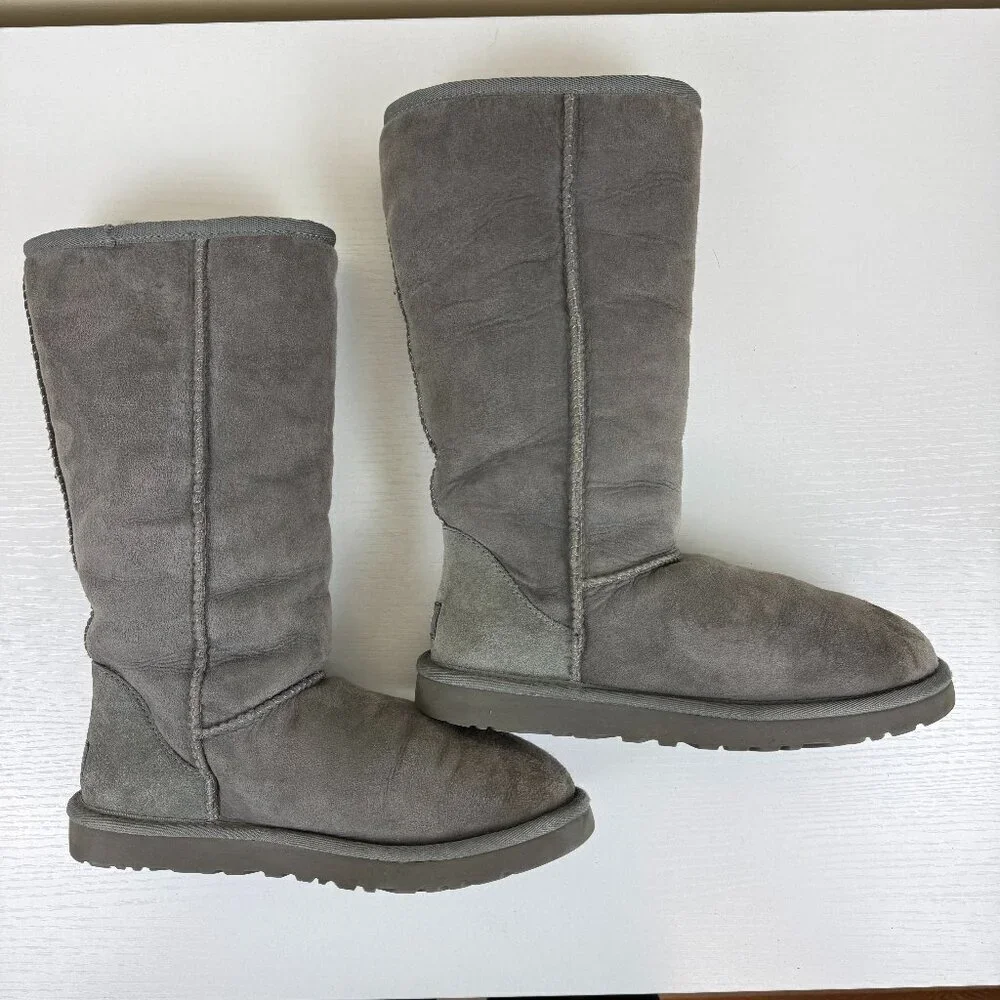 UGG Classic Gray Tall Boots S/N 5815